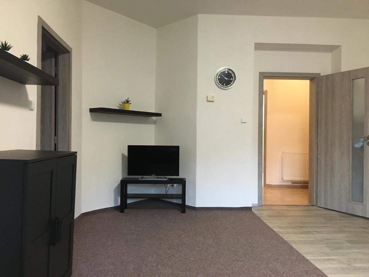 דצ'ין Apartmany U Muzea מראה חיצוני תמונה