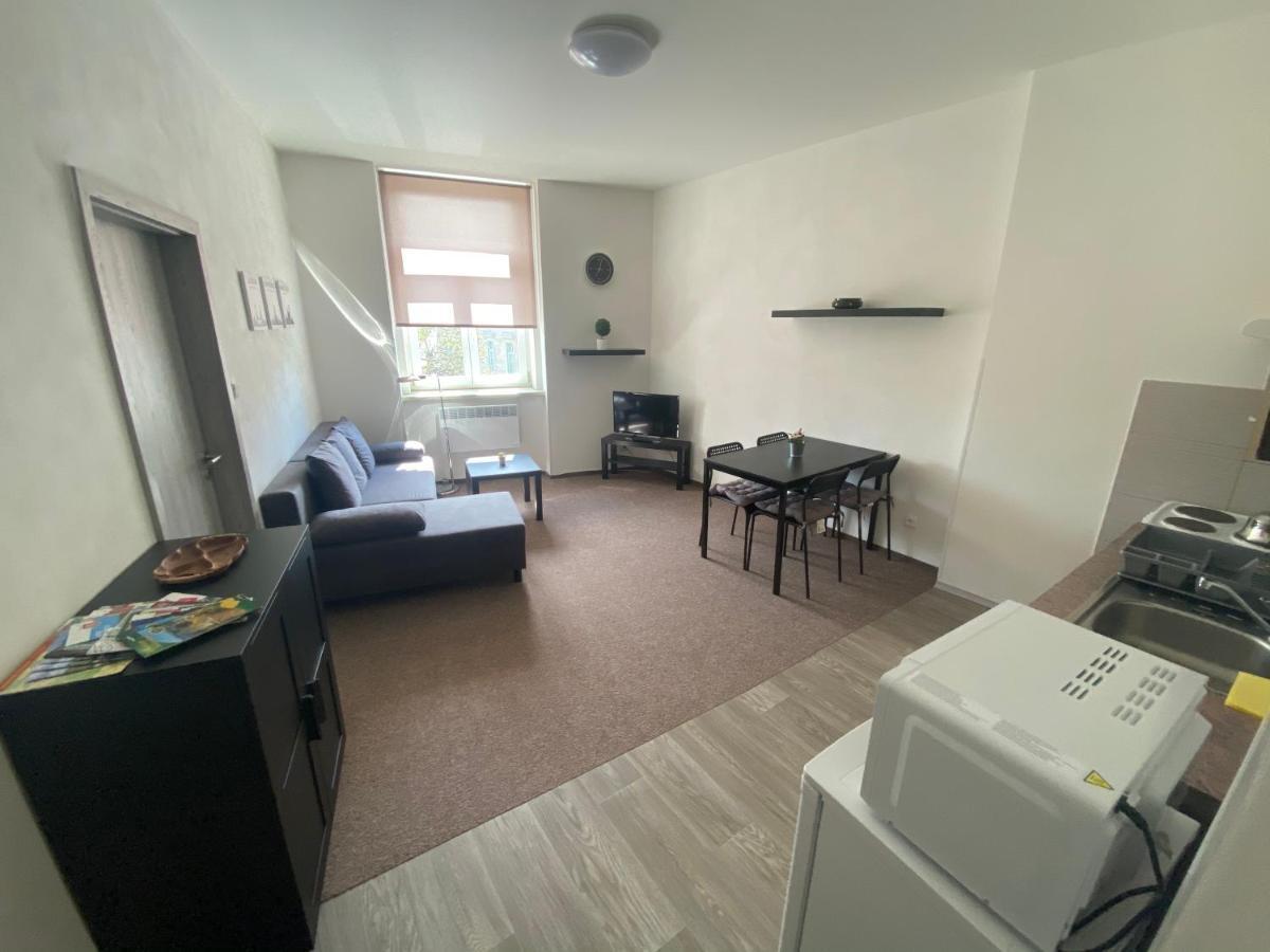 דצ'ין Apartmany U Muzea מראה חיצוני תמונה